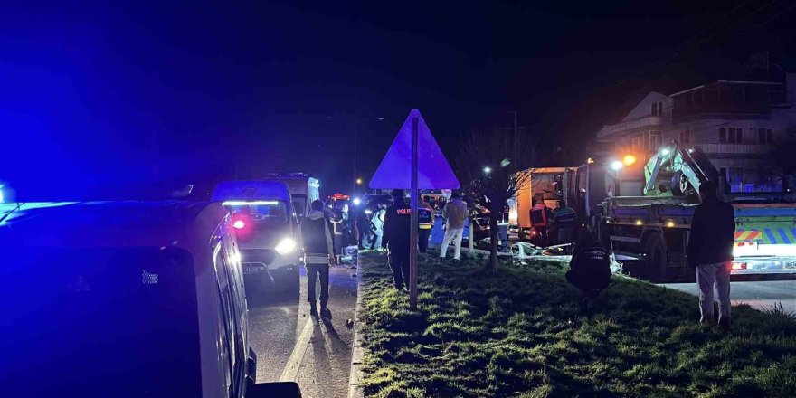 Burdur’da Feci Kaza: 6 Ay Önce Evlenen Genç Çifti Ölüm Ayırdı