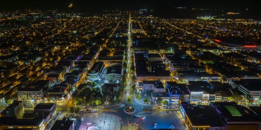 Kar Ve Tipi Nedeniyle Erzincan’ın Çevre İllerle Ulaşımı Güçlükle Sağlanıyor