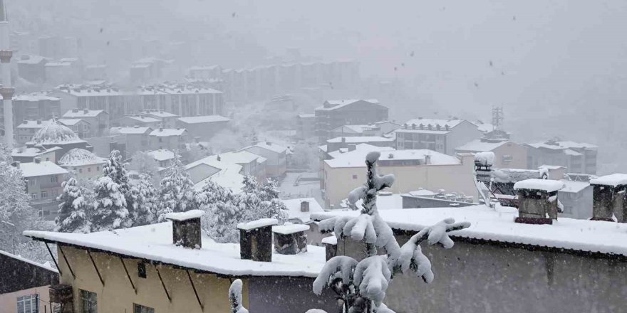 Artvin’in Şavşat İlçesinde Eğitime Kar Engeli