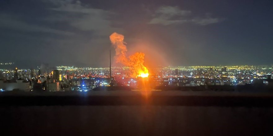 İran’da Radyo Ve Televizyon Kurumu Binası Vuruldu, Yayınlar Kesildi