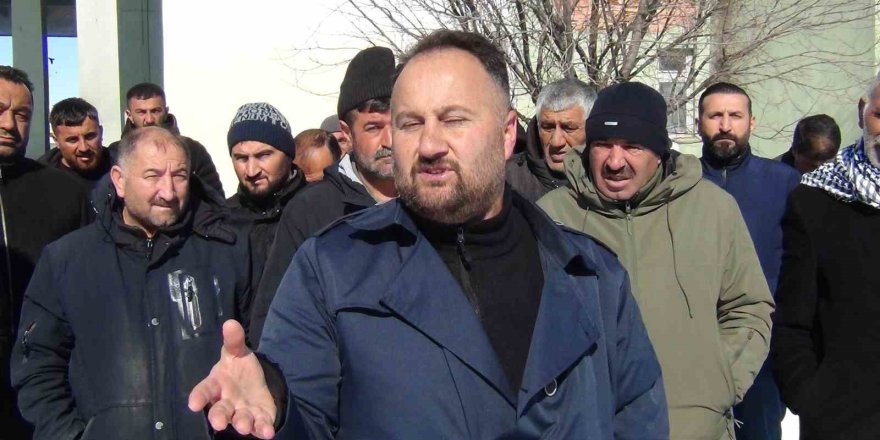 Kars’ta Taş Ocağı Tepkisi.. Karadağ Mahallesi Sakinleri Projeye Karşı Çıktı!