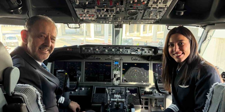 Baba ve Kızı Aynı Kokpitte.. 42 Yıllık Pilot Gökyüzüne Kızıyla Veda Etti!