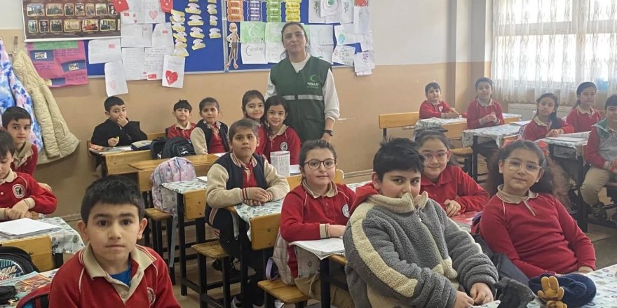 Kars’ta "Benim Kulübüm Yeşilay" Etkinliği Miniklerle Buluştu