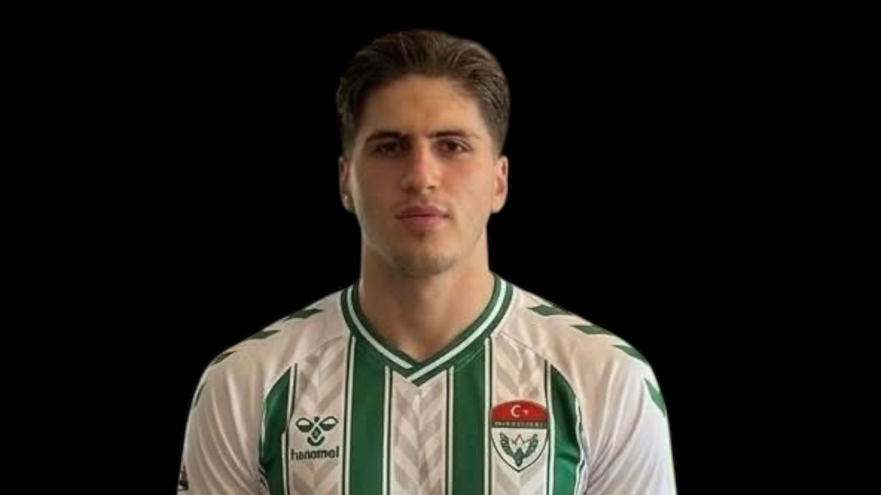 Kars 36 Spor’da Büyük Acı.. Genç Futbolcu Silahlı Saldırıda Hayatını Kaybetti!