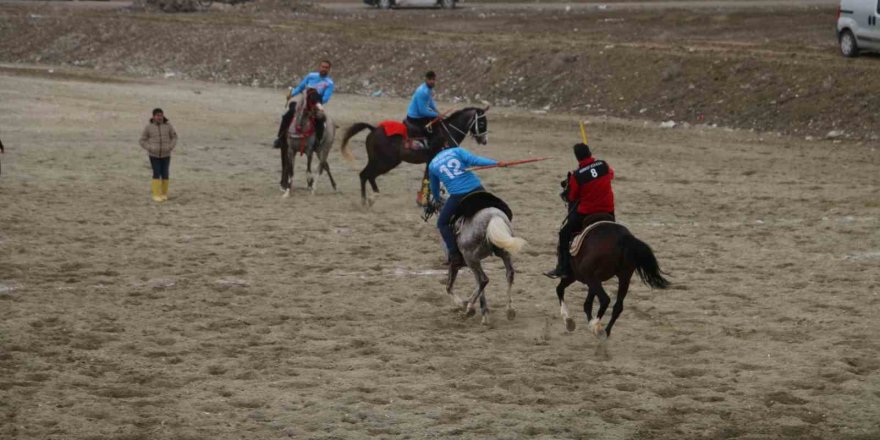 Erzurum Aşkale’de Cirit Heyecanı: Yeni Kulüp İçin Sahaya Çıktılar!