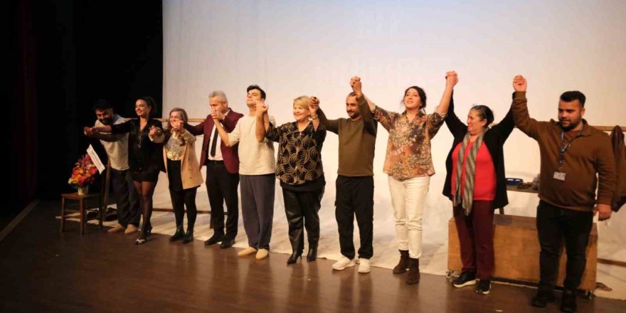 Bodrum Belediyesi Şehir Tiyatrosu 9 Yaşında