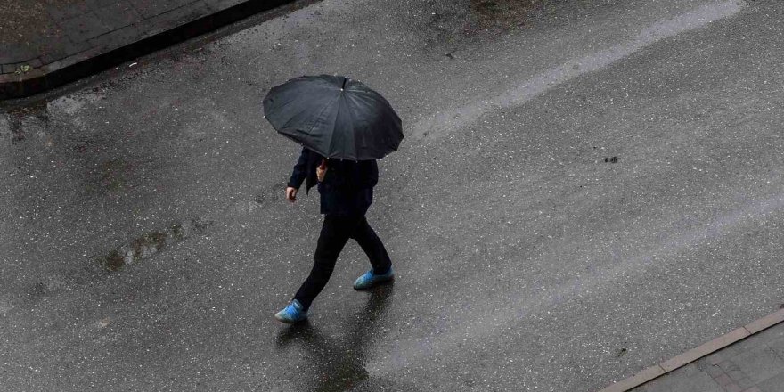 Meteoroloji Uyardı: Adana’da Salı Hariç Her Gün Yağış Bekleniyor