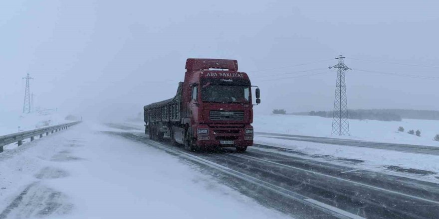 Zorlu Mücadele Sonuç Verdi.. 4 Ay Kapalı Kalan Yol Yeniden Açıldı!