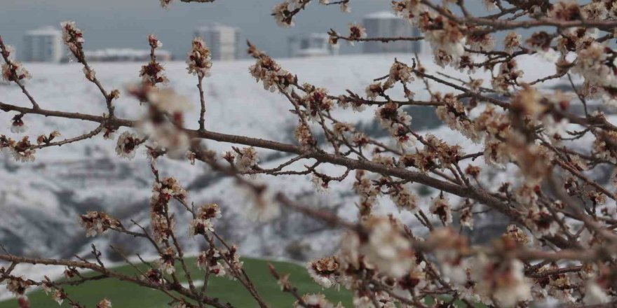Ankara’da Kar Manzaraları Dronla Görüntülendi