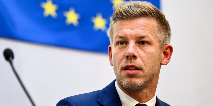 Peter Magyar’dan Tarihi Başlangıç.. Macaristan’da Orban Dönemi Kapandı!