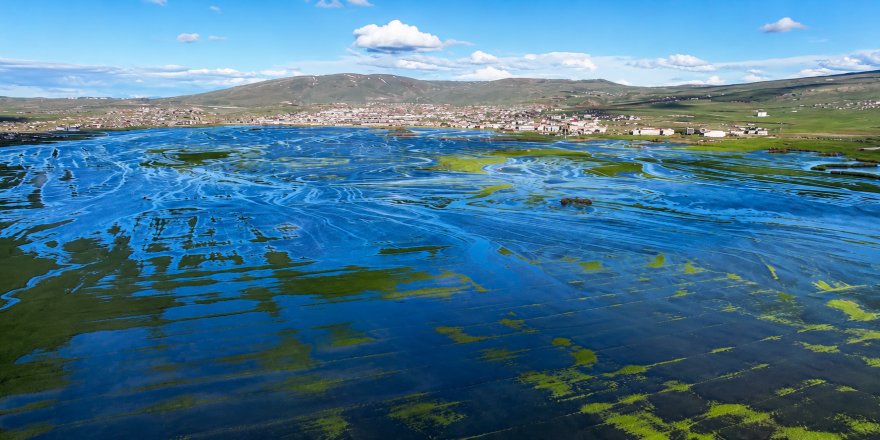 Ardahan Ovası Suya Gömüldü.. Kura Nehri’nin Yükselen Debisi Havadan Görüntülendi!