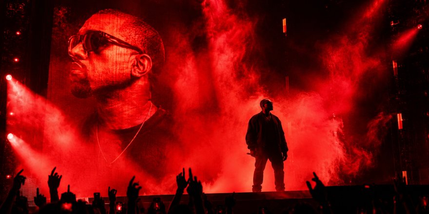 İstanbul’da Kanye West Heyecanı Zirveye Çıktı.. Binlerce Kişi ve Ünlü İsimler Aynı Konserde!
