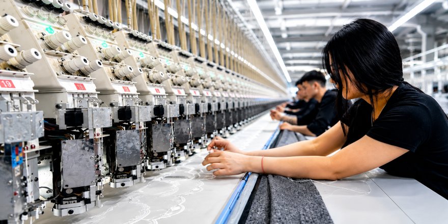 110 Kişiye İstihdam Sağlıyor.. Doğubayazıt’taki Fabrika 28 Ülkeye Perde Gönderiyor!