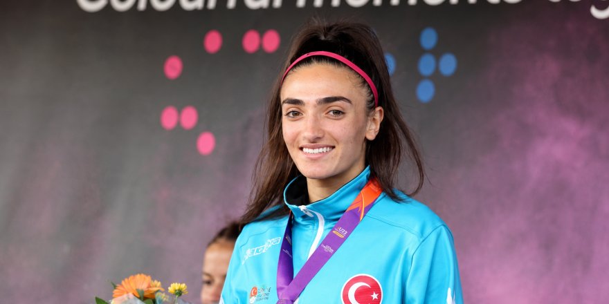 Tuğba Toptaş'tan İzmir Cup'ta İki Birincilik.. Balkan Şampiyonası Hakkı Kazandı!