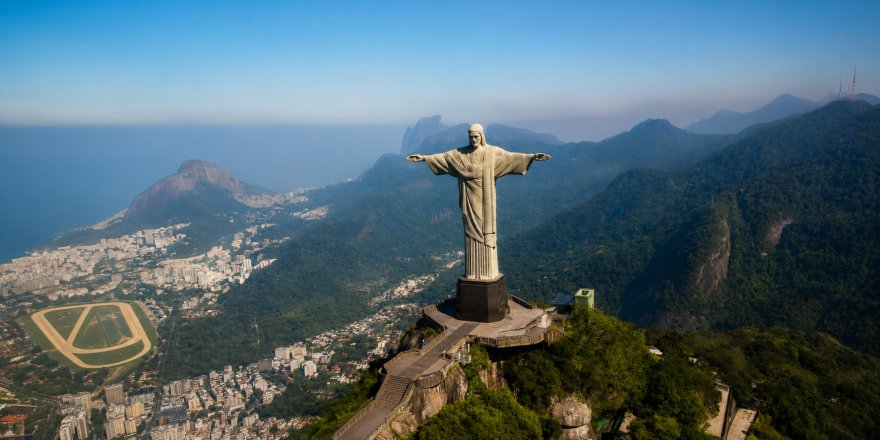 Rio de Janeiro’da İki Helikopter Havada Çarpıştı: 6 Ölü