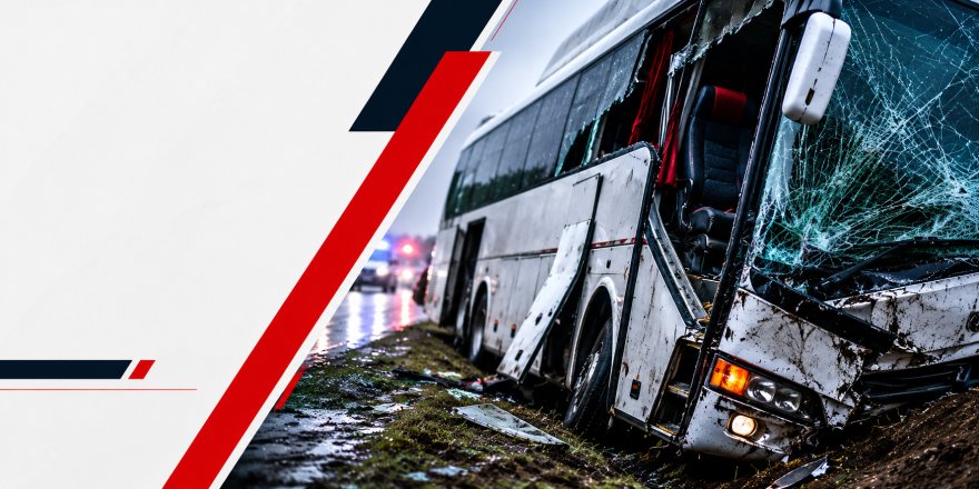 Kırıkkale’de Yolcu Otobüsü Devrildi.. 3’ü Ağır 41 Kişi Yaralandı!