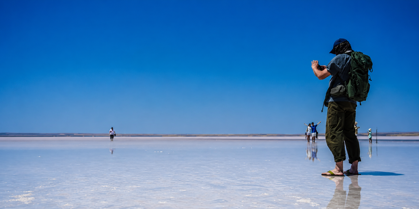 Tuz Gölü Pembe Renge Büründü, Turistler Bölgeye Akın Etti