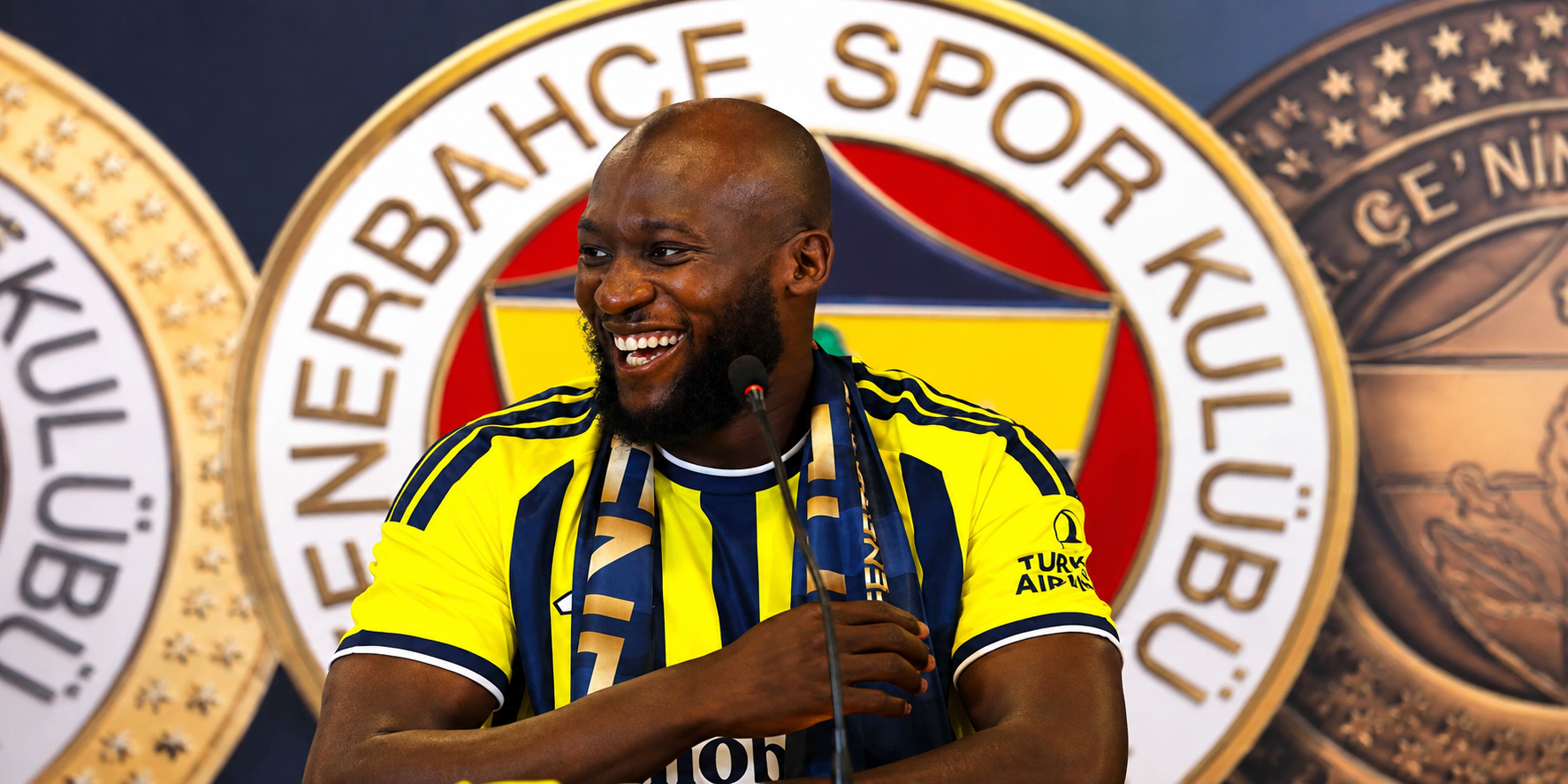 Romelu Lukaku Fenerbahçe İçin İmza Attı.. Belçikalı Golcüden Kupa Mesajı Geldi!