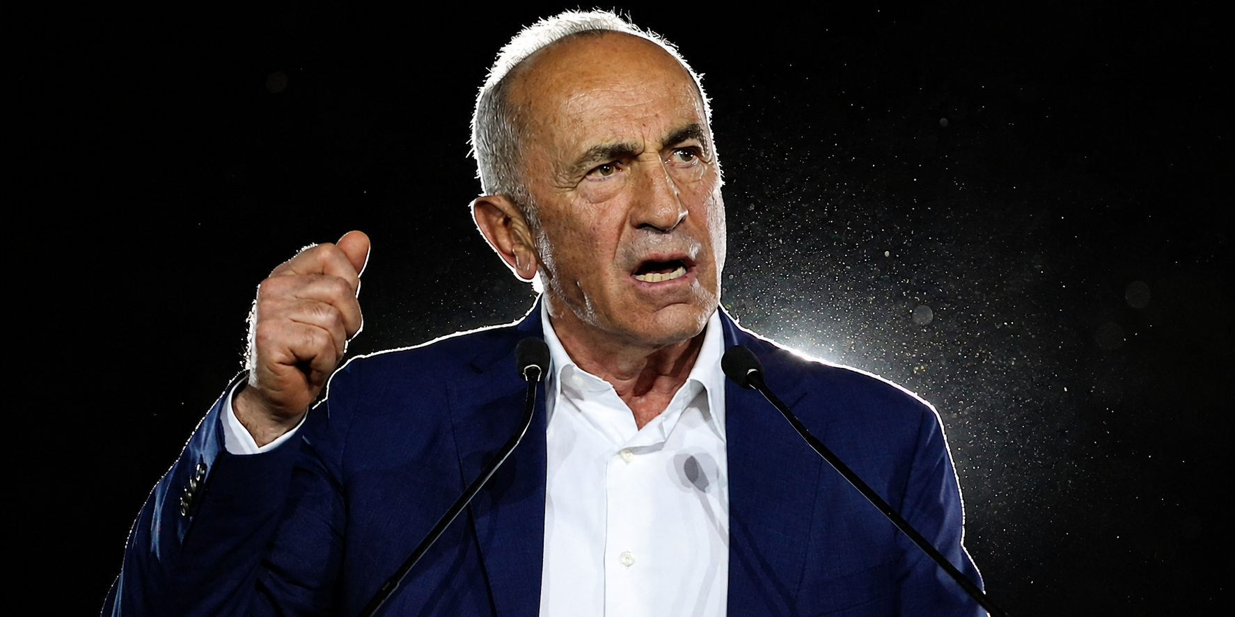 Ermenistan’da Eski Cumhurbaşkanı Koçaryan Gözaltında.. Oğlu da Soruşturmada!