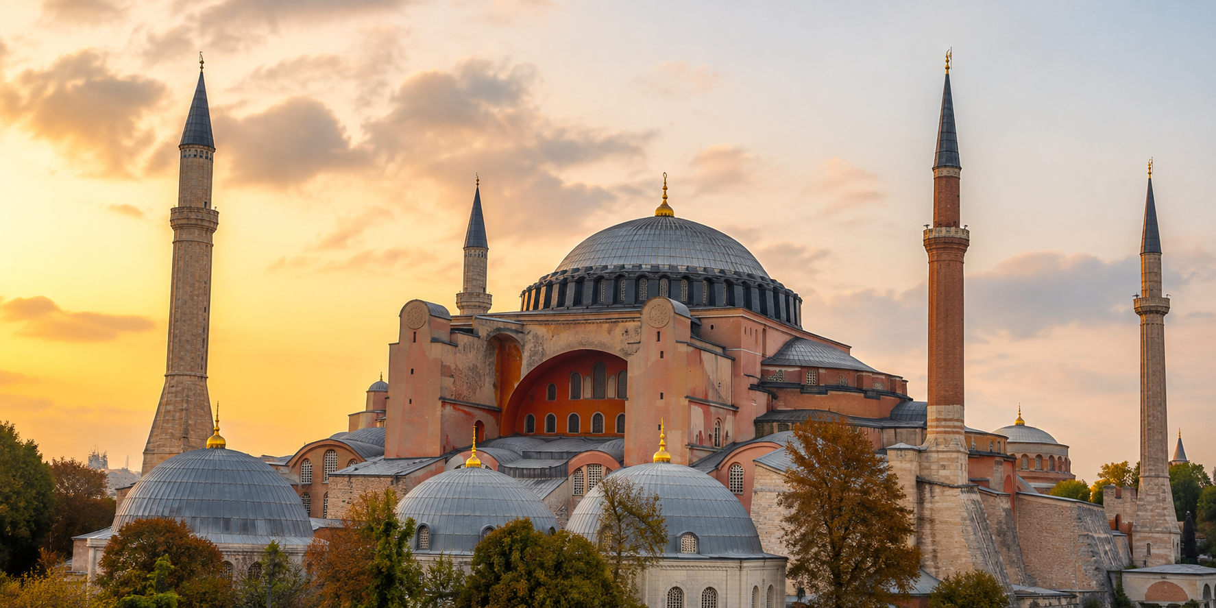 Ayasofya’da Kapsamlı Restorasyon Devam Ediyor.. Kubbe ve Cepheler Yenileniyor!