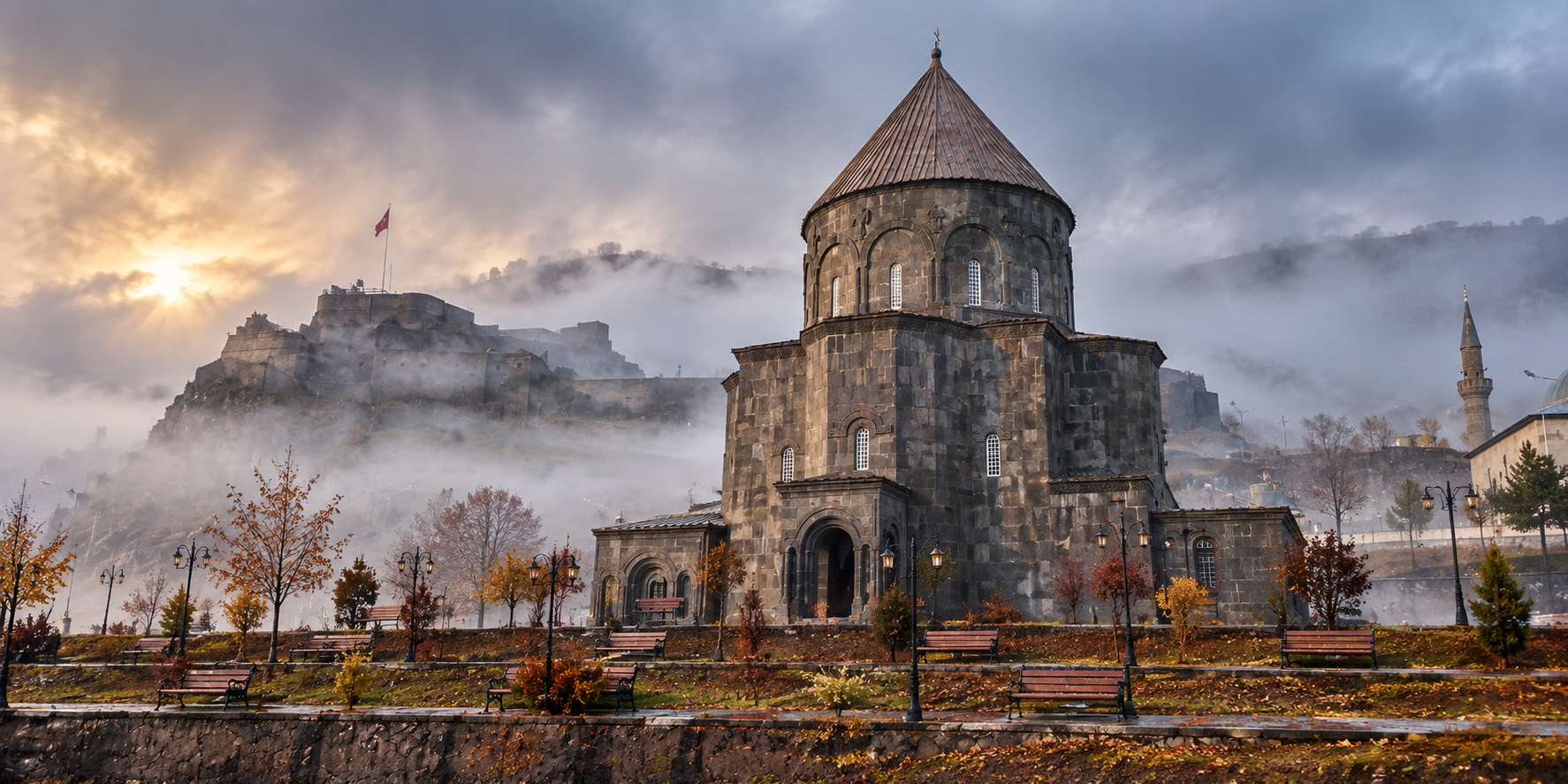 Kars’ta Sabah Saatlerinde Sis Etkili Oldu.. Kars Kalesi Sis İçinde Kaldı!