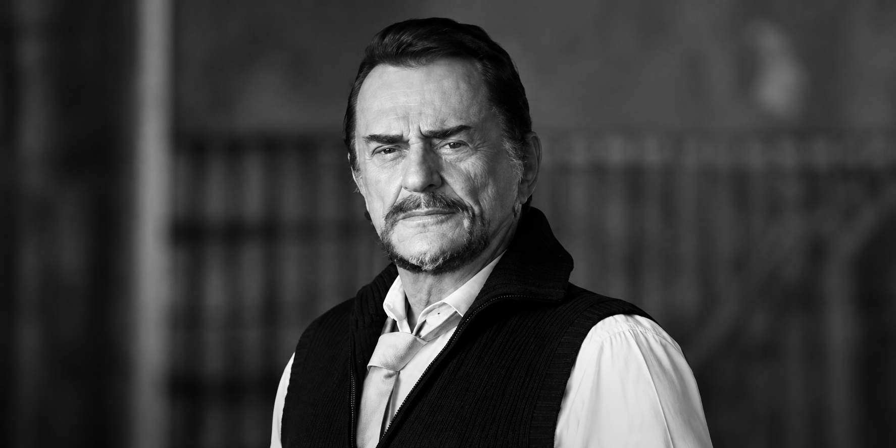 “Fabrika Kızı” ve “Eylül’de Gel”in Unutulmaz Sesi.. Alpay Hayatını Kaybetti!