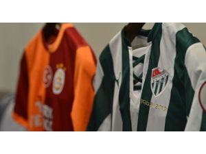 Bursaspor Efsane Çubuklu Formayla Sahaya Çıkacak