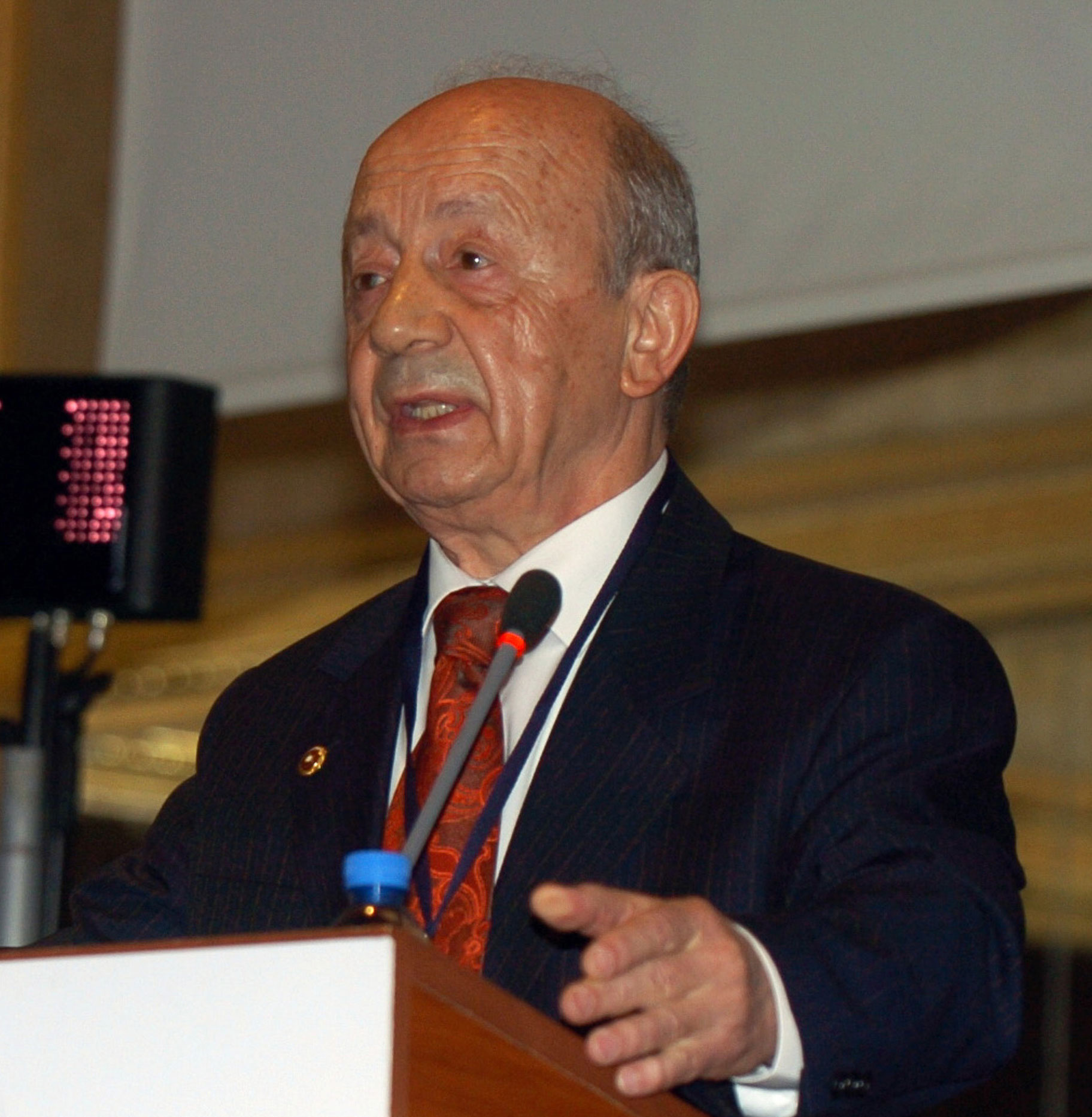 Hikmet Sami Türk'e Suikast Girişimi