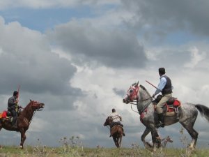 Kars’ta Atlı Cirit İl Birincili Müsabakaları Yapıldı