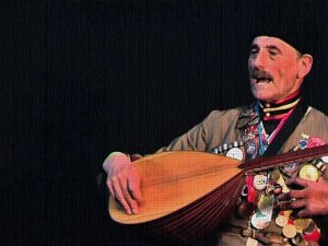 Aşık Şeref Taşlıova İçin Tören Düzenlendi