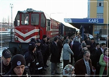 Kars Akyakalı'ların Tren Protestosu