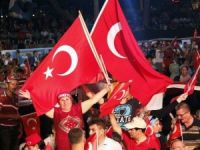 Antalya’da Demokrasi Nöbeti Aralıksız Devam Ediyor