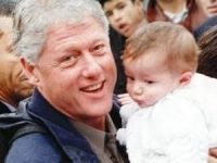 Clinton’un Burnunu Sıkan ’Erkan Bebek’, Futbolcu Olmak İstiyor