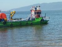 Gemlik Körfezi Deniz Süpürgeleriyle Temizleniyor