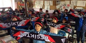 Öğrencilere Kışlık Atkı, Bere ve Şapka