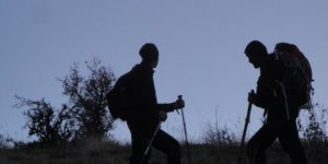 'Karslı Dağcılar'dan Sınır Yürüyüşü