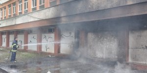 Boşaltılmış Fakülte Binasında Yangın