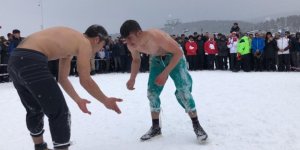 ‘Kış Oyunları Festivali’nde Güreş