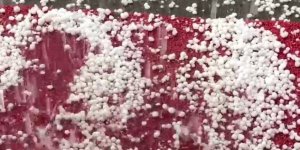 Ardahan’da Dolu Yağışı Etkili Oldu