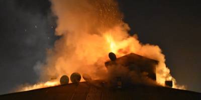 Ardahan'da Yangın Paniği.. Alevler Tek Katlı Evi Küle Çevirdi!