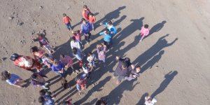 “Drone” Gören Çocukların Sevinci