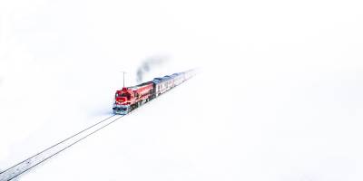 'Snowboardcu'dan Bir İlk... Doğu Ekspresi'nin Üzerinden Atladı
