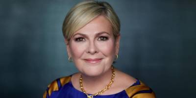 İzlanda'nın Yeni Lideri Belli Oldu.. Halla Tomasdottir Cumhurbaşkanı Seçildi!