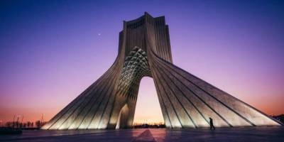 İran Sandık Başında.. İbrahim Reisi'nin Ardından Ülkenin Geleceği Oylanıyor!