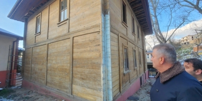 Gölcük’teki 145 Yıllık Çivisiz Cami Restore Ediliyor