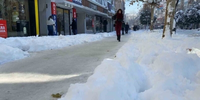 Bolu’da Yollar Buz Tuttu, Vatandaşlar Zor Anlar Yaşadı