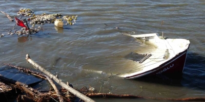 Ordu’da Denizdeki Fırtına Hayatı Felç Etti: Dalgalar Evlere Zarar Verdi, Balıkçı Teknesi Parçalandı
