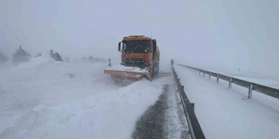 Sivas’ın Dışarı İle Ulaşımı Kesildi