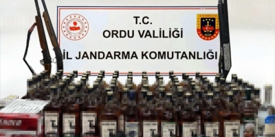 Jandarma Ekiplerinden Yılbaşı Öncesi Kaçak Alkol Ve Sigara Operasyonu: 2 Gözaltı