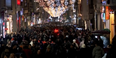 İ̇stiklal Caddesi’ndeki Yoğunluk Havadan Görüntülendi